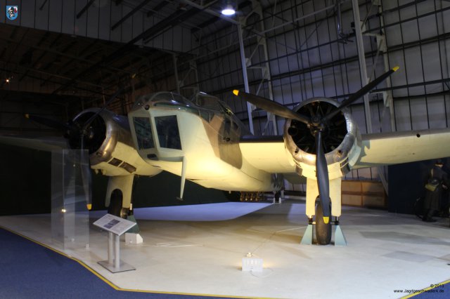 0083_RAF-Museum_Heandon_Bomber_Bristol Blenheim_MkIV_L8756